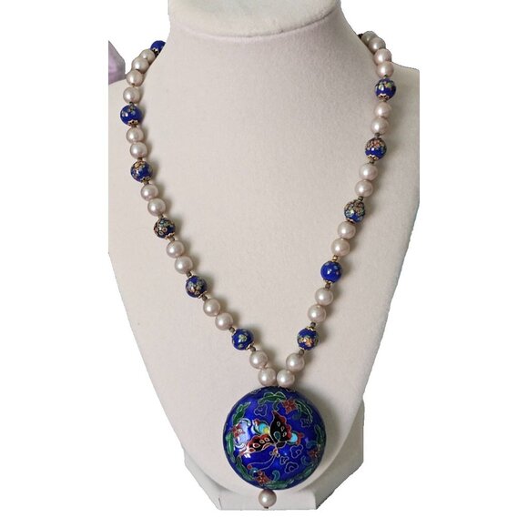 Vintage Hobe' Signed Necklace,  Pendant, Cloisonne, Blue Free-Form 2-Side Design - Picture 2 of 9